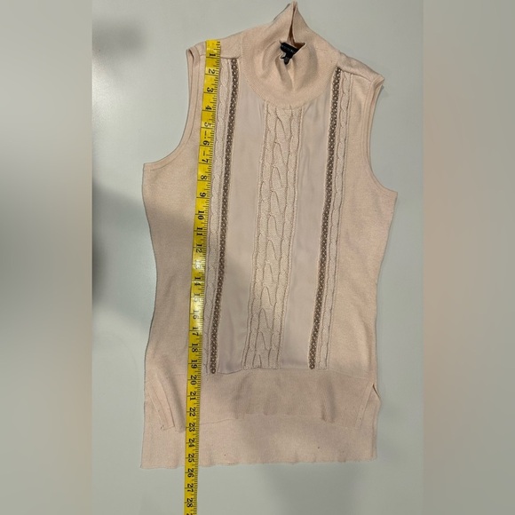 White House Black Market Sleeveless pale Pink Knit Sweater Size XXS - Picture 4 of 4